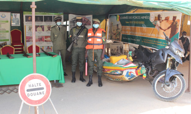 Customs at the National armies day (Saint-Louis, Ziguinchor, Kédougou)